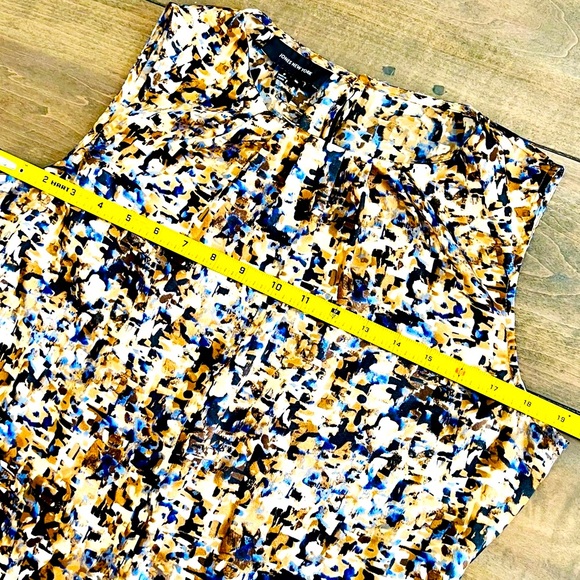 Jones New York Sleeveless Blouse - Picture 4 of 7